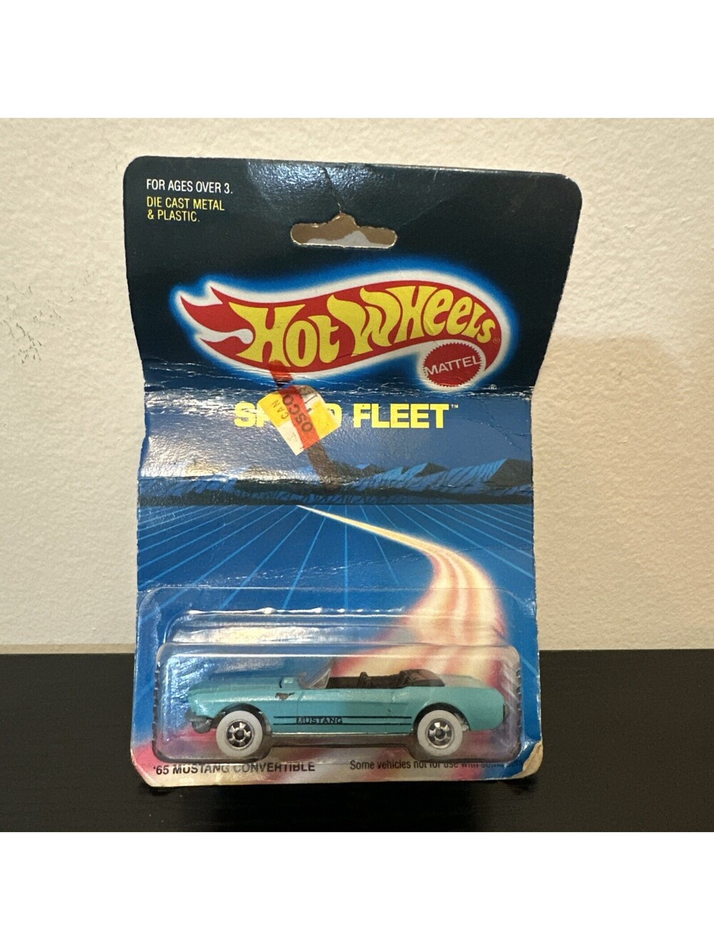 1986 Hot Wheels '65 Mustang Convertible #1542 (new in blister pack)